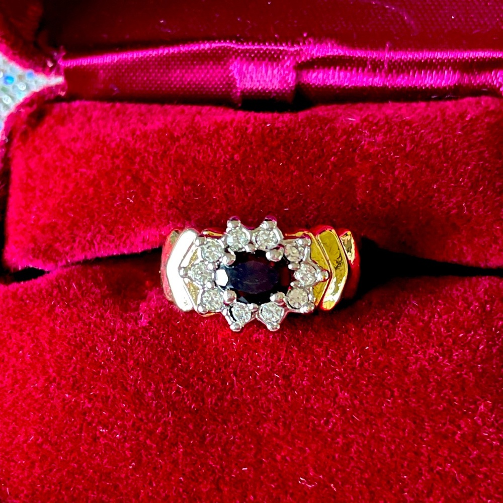 Ruby Gold Ring